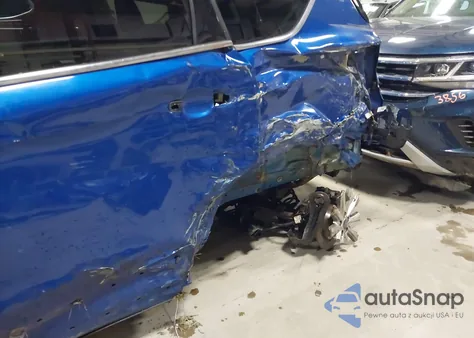 2018 Ford Escape Titanium из США, поврежденный, VIN 1FMCU9J94JUA66964